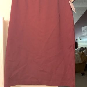 Brand
 Liz Claiborne pencil skirt.